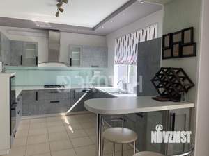 Дом 520м², 3-этажный, на длительный срок, 