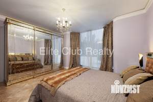 Коттедж 287м², 2-этажный, на длительный срок, 