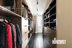 Таунхаус 520м&sup2;, 3-этажный, на длительный срок, 