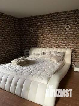 Таунхаус 240м², 3-этажный, на длительный срок, 