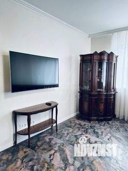 Дом 200м&sup2;, 2-этажный, на длительный срок, 