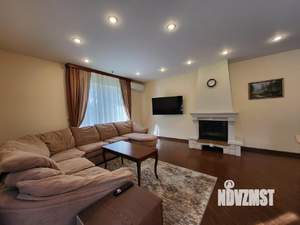 Коттедж 350м², 2-этажный, на длительный срок, 
