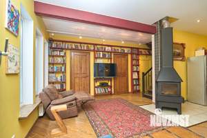 Дом 140м², 2-этажный, на длительный срок, 