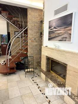 Таунхаус 140м², 3-этажный, на длительный срок, 