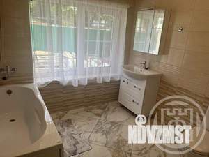 Дом 145м&sup2;, 2-этажный, на длительный срок, 