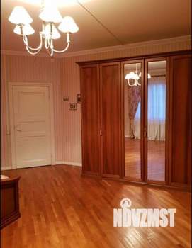 Дом 236м², 3-этажный, на длительный срок, 