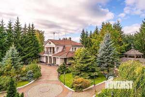 Дом 250м², 2-этажный, на длительный срок, 