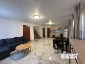 Коттедж 150м&sup2;, 2-этажный, на длительный срок, 