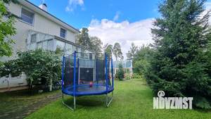 Коттедж 210м&sup2;, 2-этажный, на длительный срок, 