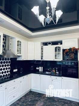 Дом 200м², 2-этажный, на длительный срок, 