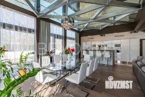 Дом 697м², 3-этажный, на длительный срок, 