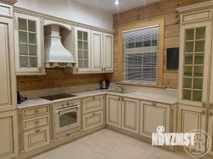 Дом 256м&sup2;, 2-этажный, на длительный срок, 