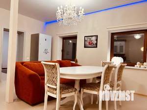 Дом 166м&sup2;, 2-этажный, посуточно, 