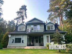 Дом 208м², 2-этажный, посуточно, 