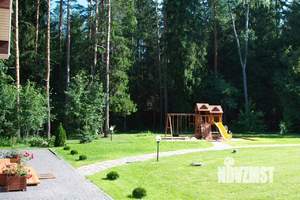 Коттедж 350м², 2-этажный, на длительный срок, 