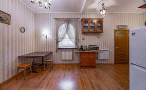 Дом 400м², 2-этажный, на длительный срок, 