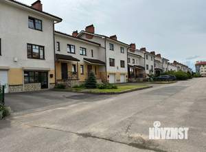 Таунхаус 186м², 4-этажный, на длительный срок, 