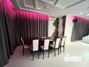 Дом 568м&sup2;, 3-этажный, на длительный срок, 