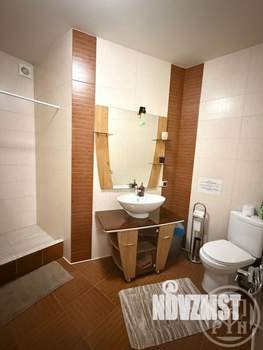 Дом 380м², 2-этажный, на длительный срок, 
