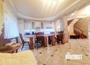 Дом 230м², 2-этажный, посуточно, 