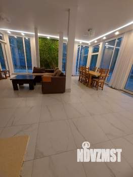 Дом 200м², 2-этажный, посуточно, 