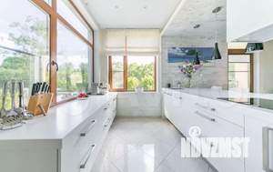 Дом 300м², 2-этажный, на длительный срок, 