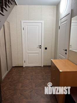 Дом 105м², 2-этажный, на длительный срок, 