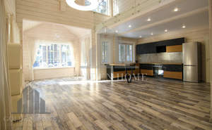 Дом 270м², 2-этажный, на длительный срок, 