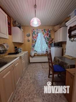 Дом 60м², 2-этажный, на длительный срок, 