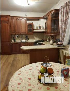 Дом 236м², 3-этажный, на длительный срок, 