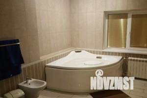 Дом 200м², 2-этажный, посуточно, 