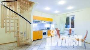 Дом 250м², 2-этажный, посуточно, 