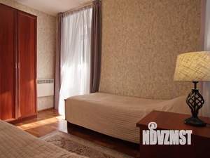 Дом 60м&sup2;, 2-этажный, посуточно, 