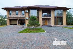 Коттедж 300м², 2-этажный, на длительный срок, 