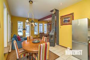 Дом 140м², 2-этажный, на длительный срок, 