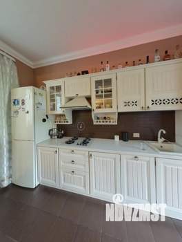 Коттедж 210м², 2-этажный, на длительный срок, 