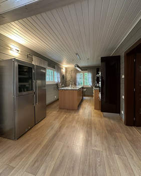 Дом 333м², 2-этажный, на длительный срок, 