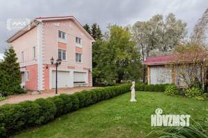 Коттедж 240м&sup2;, 3-этажный, на длительный срок, 