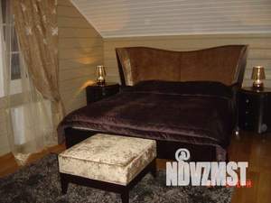 Коттедж 350м², 2-этажный, на длительный срок, 