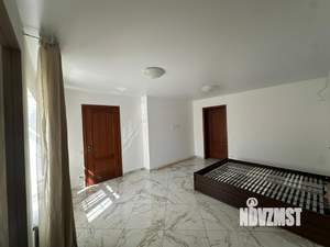 Коттедж 150м&sup2;, 2-этажный, на длительный срок, 