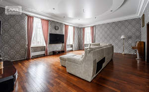 Дом 550м², 2-этажный, на длительный срок, 