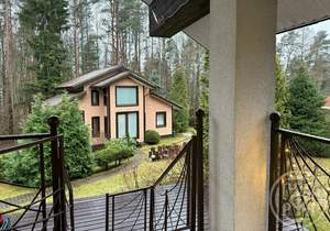 Дом 120м&sup2;, 2-этажный, на длительный срок, 