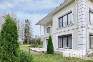 Дом 144м², 2-этажный, на длительный срок, 