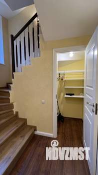 Таунхаус 210м², 3-этажный, на длительный срок, 