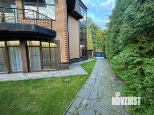 Дом 270м&sup2;, 3-этажный, на длительный срок, 