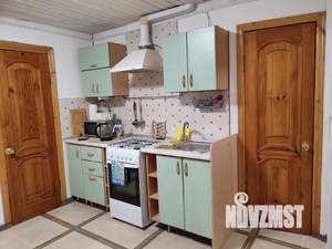 Дом 110м&sup2;, 2-этажный, посуточно, 