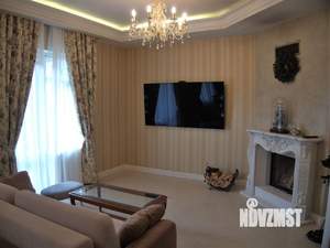 Таунхаус 220м&sup2;, 3-этажный, на длительный срок, 