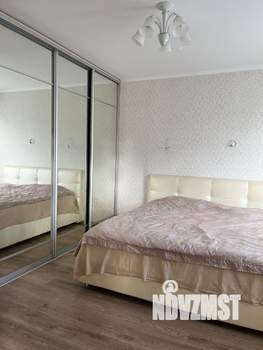 Таунхаус 160м², 3-этажный, на длительный срок, 