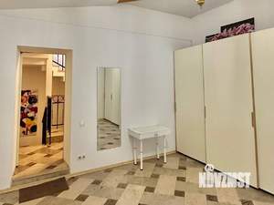 Таунхаус 331м², 3-этажный, на длительный срок, 