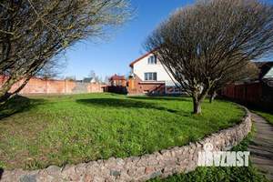 Дом 272м&sup2;, 3-этажный, на длительный срок, 